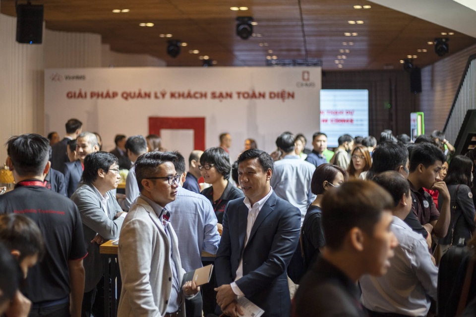 Vingroup ra mắt Bộ giải pháp chuyển đổi số quản lý khách sạn toàn diện CiHMS - 2 Vingroup ra mắt Bộ giải pháp chuyển đổi số quản lý khách sạn toàn diện CiHMS - 2