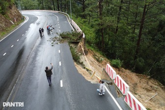 Doanh nghiệp "khóc", tài xế chật vật đổi lộ trình vì sạt lở đèo ở Lâm Đồng