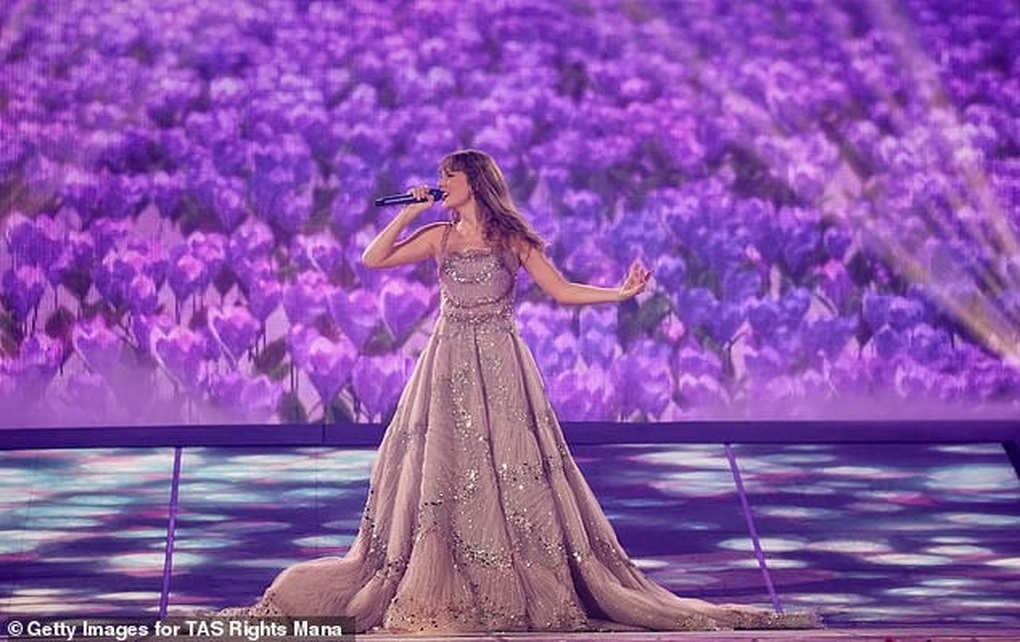 Taylor Swift sắp mang lại 1 tỷ bảng cho Anh - 3 Taylor Swift sắp mang lại 1 tỷ bảng cho Anh - 3