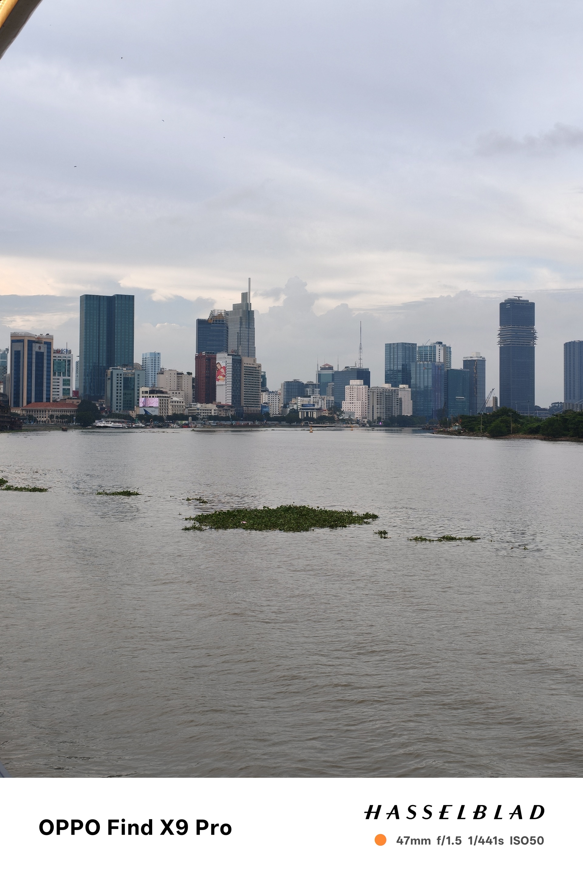 Đánh giá OPPO Find X9 Pro: Đối thủ đáng gờm của iPhone 17 Pro Max - 17