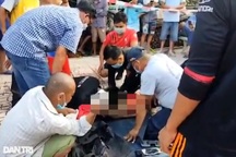 Hai trẻ chết đuối thương tâm khi bơi xuồng ra sông chơi