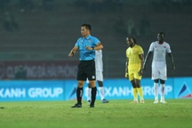 CLB Hải Phòng phản pháo vụ VAR "tự chế" ở sân Lạch Tray