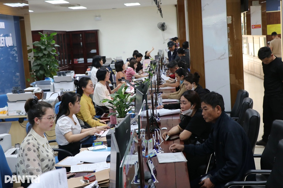Sẵn sàng cho cả thất bại khi cởi bỏ tấm áo... người nhà nước - 4 Sẵn sàng cho cả thất bại khi cởi bỏ tấm áo... người nhà nước - 4