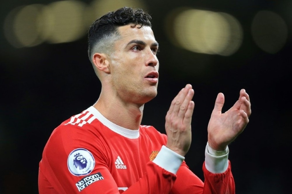 C.Ronaldo quay ngoắt thái độ, trở lại Man Utd - 2 C.Ronaldo quay ngoắt thái độ, trở lại Man Utd - 2