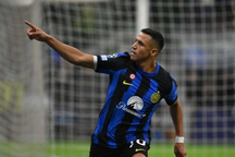 Cựu ngôi sao Man Utd bất ngờ tỏa sáng giúp Inter chiến thắng