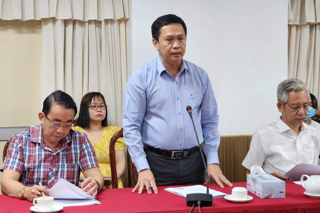 Cần Thơ họp khẩn vì lo hàng trăm tấn rác tồn đọng mỗi ngày - 1 Cần Thơ họp khẩn vì lo hàng trăm tấn rác tồn đọng mỗi ngày - 1