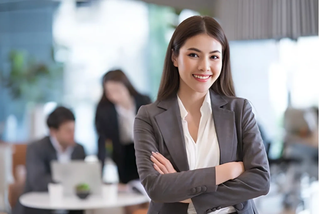Từ khi làm giám đốc, tôi muốn chia tay bạn trai công nhân yêu 8 năm - 1 Từ khi làm giám đốc, tôi muốn chia tay bạn trai công nhân yêu 8 năm - 1