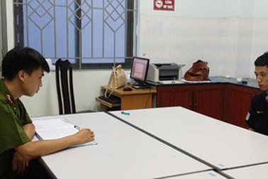 Hà Nội: Vào đình trộm két sắt, bị bắt vì… ngủ quên