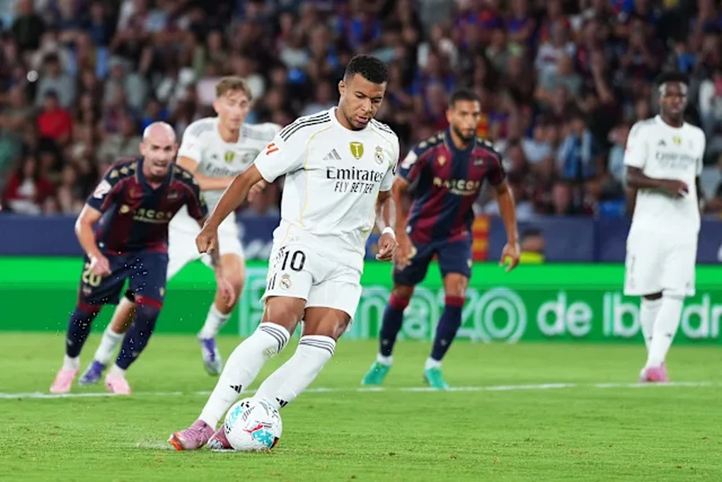 Mbappe lập cú đúp, Real Madrid toàn thắng ở La Liga - 2 Mbappe lập cú đúp, Real Madrid toàn thắng ở La Liga - 2