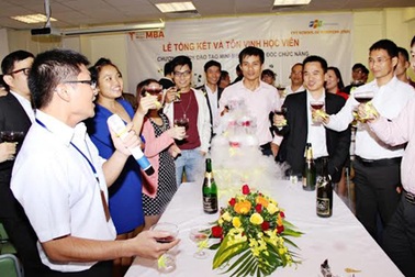 Mini MBA: Tinh hoa quản trị thực hành của CEO