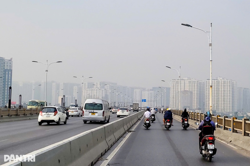 Dân Thủ đô mắc kẹt trong không khí bẩn: Khi người giàu cũng khóc - 4 Dân Thủ đô mắc kẹt trong không khí bẩn: Khi người giàu cũng khóc - 4
