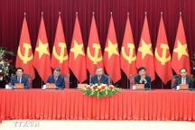 Tổng Bí thư tiếp Trưởng đoàn chính đảng các nước dự lễ kỷ niệm 80 năm Quốc khánh 2/9