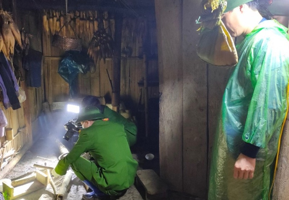 Một phụ nữ nghi bị sát hại dã man tại chòi canh rẫy - 2 Một phụ nữ nghi bị sát hại dã man tại chòi canh rẫy - 2
