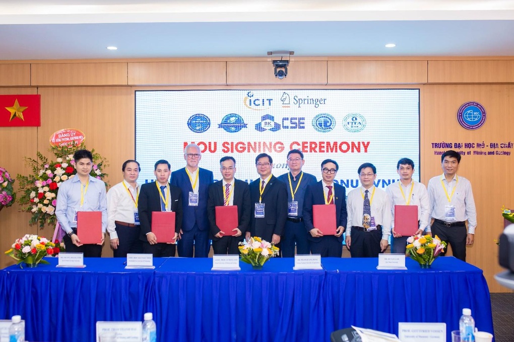 Hội nghị về Big Data và AIoT tổ chức tại Trường Đại học Mỏ - Địa chất - 1 Hội nghị về Big Data và AIoT tổ chức tại Trường Đại học Mỏ - Địa chất - 1