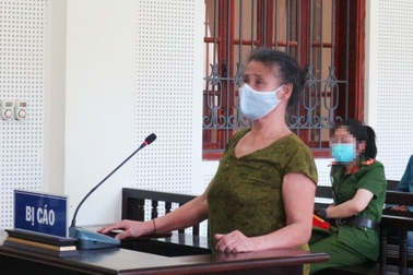 Người phụ nữ siết cổ, đánh chồng tử vong trong lúc tranh cãi