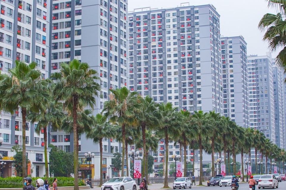 Thay đổi khẩu vị, ông lớn phía Nam ồ ạt bỏ tiền đầu tư BĐS Hà Nội - 1 Thay đổi khẩu vị, ông lớn phía Nam ồ ạt bỏ tiền đầu tư BĐS Hà Nội - 1