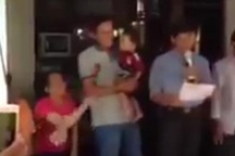 Clip: Bài phát biểu trong lễ cai sữa cho con khiến dân mạng "cười bò"