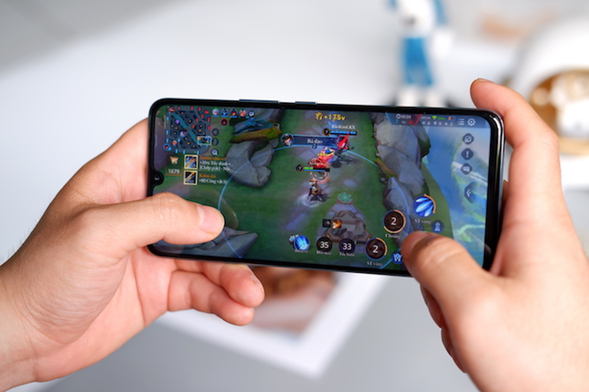 Trải nghiệm gaming trên T1 5G: Xứng đáng là gaming phone dẫn đầu phân khúc - 4 Trải nghiệm gaming trên T1 5G: Xứng đáng là gaming phone dẫn đầu phân khúc - 4