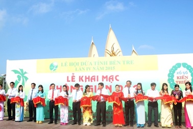 Tưng bừng lễ hội dừa