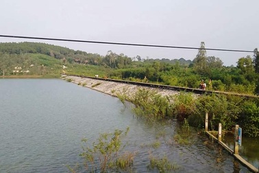 Khởi tố, bắt giam bà nội sát hại cháu gái 11 tuổi