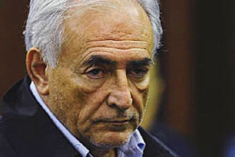 Tổng giám đốc IMF đối mặt với áp lực từ chức, nhà tù phòng ông tự sát