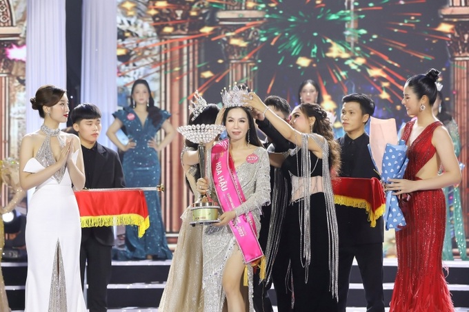 Chung cuộc, nữ doanh nhân Cần Thơ Võ Thị Ngọc Giàu đánh bại nhiều ứng cử viên nặng kí chính thức đăng quang Hoa hậu Doanh nhân Việt Nam toàn cầu 2022, ngoài ra, cô còn nhận được danh hiệu Người đẹp ứng xử hay nhất.