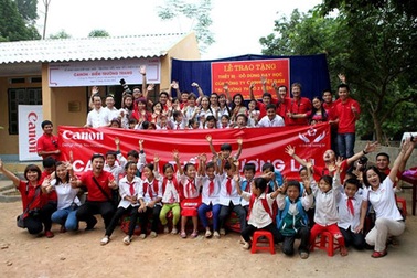 Để mỗi ngày ở lớp học vùng cao là một ngày vui