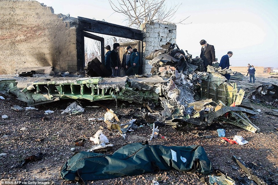 Chuyên gia “giải mã” giả thuyết tên lửa Iran bắn rơi máy bay Ukraine - 1 Chuyên gia “giải mã” giả thuyết tên lửa Iran bắn rơi máy bay Ukraine - 1