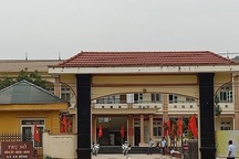 Khởi tố cán bộ địa chính xã ở Hòa Bình về tội nhận hối lộ