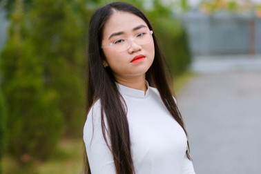 Nữ sinh "trường làng" đỗ chuyên Anh, toán, tin của 3 trường chuyên lớn