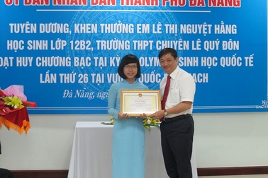 Thưởng 25 triệu đồng học sinh đoạt HCB Olympic Sinh học quốc tế