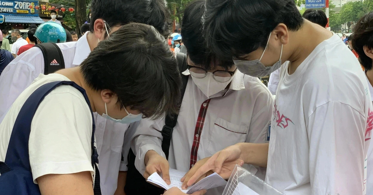 Phụ huynh có con tốt nghiệp THCS hệ song bằng như 