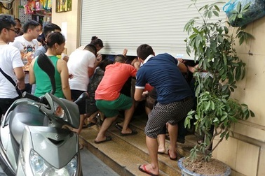 Lộ bảng giá "khủng" lô hàng Gucci, Milano thanh lý