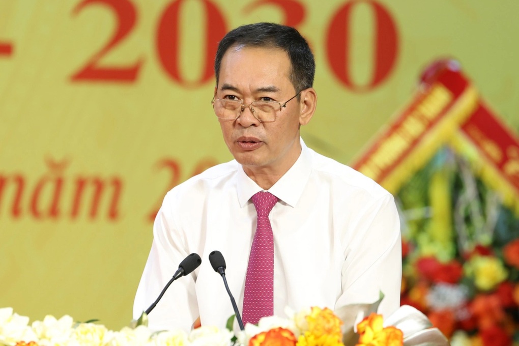 Phó Thủ tướng Lê Thành Long dự Đại hội Đảng bộ phường Sầm Sơn - 2 Phó Thủ tướng Lê Thành Long dự Đại hội Đảng bộ phường Sầm Sơn - 2