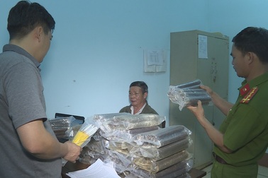 Bắt đối tượng vụ vận chuyển thuốc nổ và kíp mìn lớn nhất tại Đắk Lắk