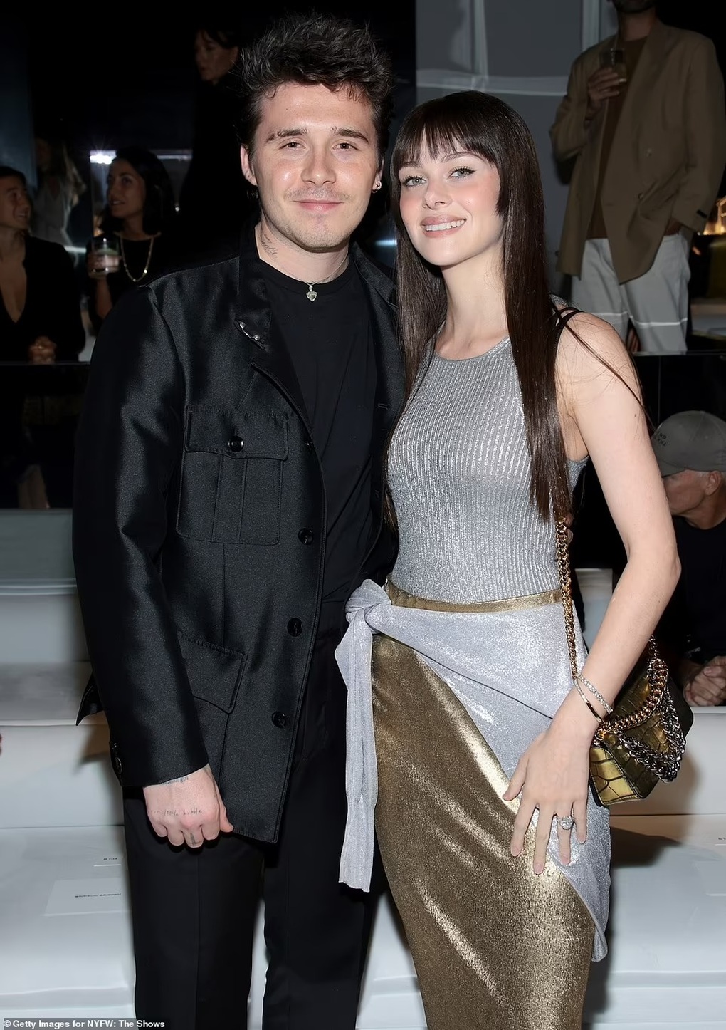 Con dâu nhà Beckham lại lên báo nói về mẹ chồng - 2 Con dâu nhà Beckham lại lên báo nói về mẹ chồng - 2