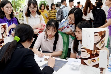 10 trường đại học hợp lực tìm cơ hội việc làm ngành Du lịch Khách sạn cho sinh viên