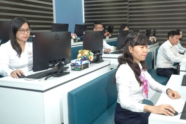 Biển số ô tô 99A-999.99 trúng đấu giá gần 28 tỷ đồng