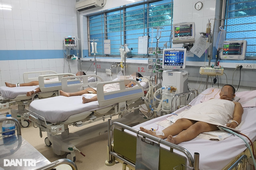 TPHCM: Hai bệnh nhân sốt xuất huyết gánh viện phí kinh hoàng 1 tỷ đồng - 1 TPHCM: Hai bệnh nhân sốt xuất huyết gánh viện phí kinh hoàng 1 tỷ đồng - 1
