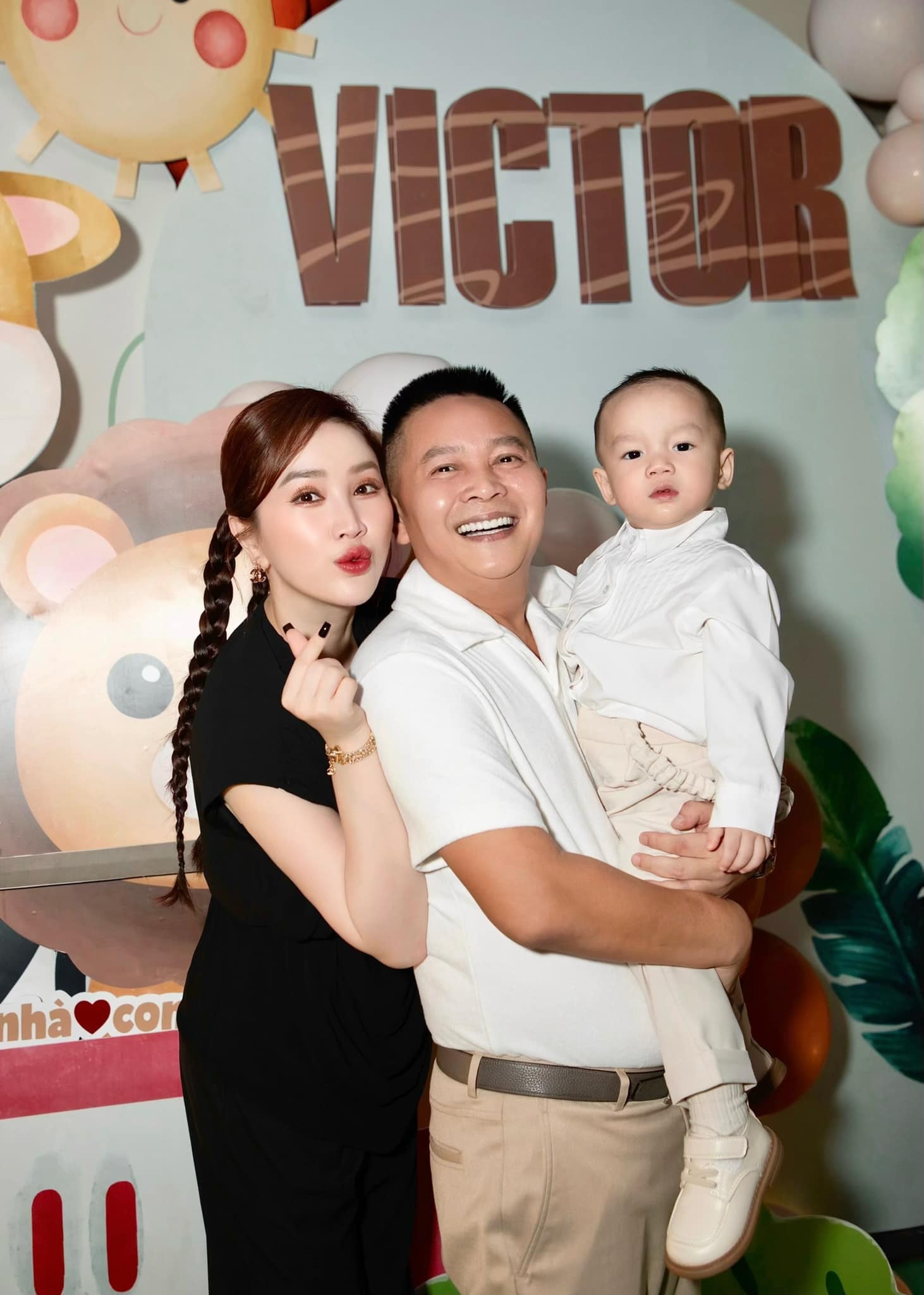 Bảo Thy rời xa sân khấu: Chồng tặng quà đắt tiền, cưng chiều như công chúa - 2 Bảo Thy rời xa sân khấu: Chồng tặng quà đắt tiền, cưng chiều như công chúa - 2
