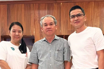 HLV Kiatisuk chờ ngày ra mắt CLB Công an Hà Nội, nói lời chia tay bầu Đức