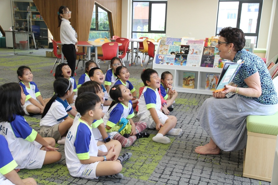 Cha mẹ thế kỉ 21 bắt nhịp giáo dục hiện đại như thế nào? - 3 Cha mẹ thế kỉ 21 bắt nhịp giáo dục hiện đại như thế nào? - 3