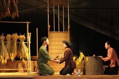 Tiếp tục công diễn vở kịch tâm lý “Điều còn lại”