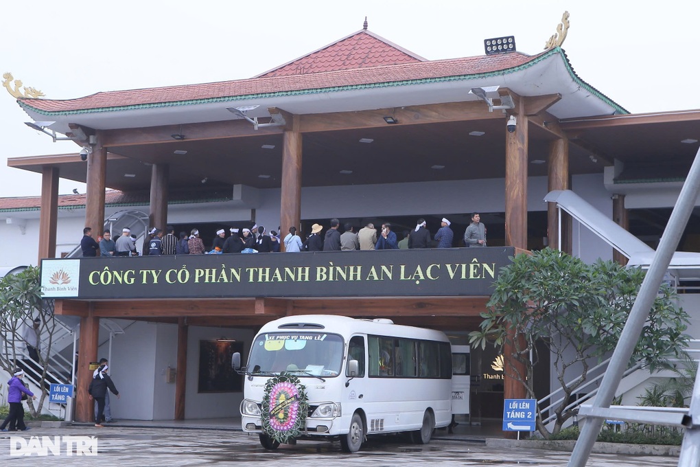 Công ty cổ phần Thanh Bình lên tiếng việc ép người dân mua quách giá cao - 1 Công ty cổ phần Thanh Bình lên tiếng việc ép người dân mua quách giá cao - 1