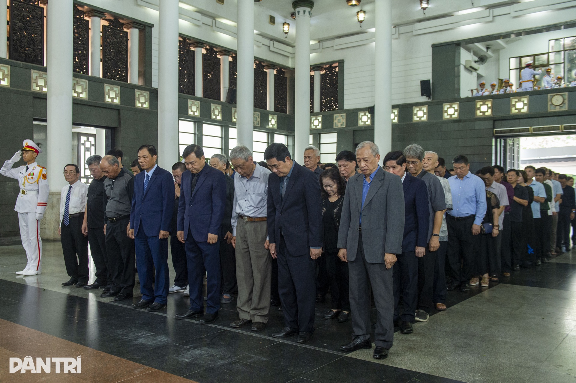 Trang trọng lễ tang nguyên Bộ trưởng Lê Huy Ngọ - 10 Trang trọng lễ tang nguyên Bộ trưởng Lê Huy Ngọ - 10
