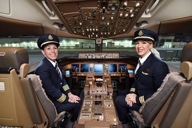 Kinh nghiệm cách ly tích cực của nữ phi công Australia