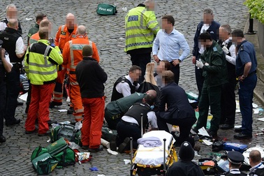 3 phút kinh hoàng trong vụ khủng bố London