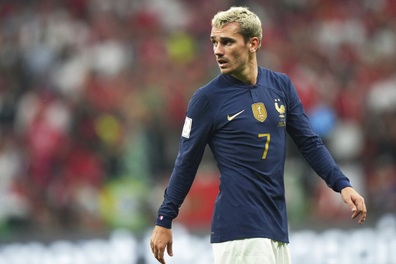Antonie Griezmann: Từ người thừa thành người hùng và mối hận với Messi