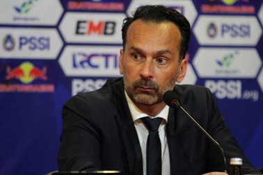 Cựu HLV đội Thanh Hóa tuyên bố FIFA xử ông thắng kiện bầu Đệ