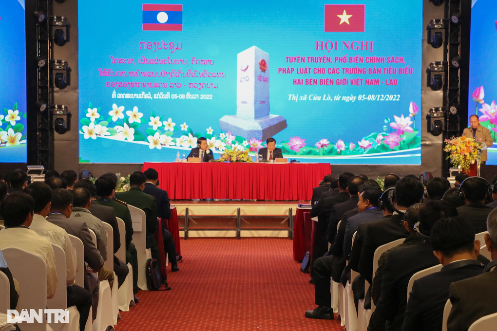 Phó Thủ tướng Lê Minh Khái: Mối quan hệ Việt Nam - Lào có một không hai - 1 Phó Thủ tướng Lê Minh Khái: Mối quan hệ Việt Nam - Lào có một không hai - 1